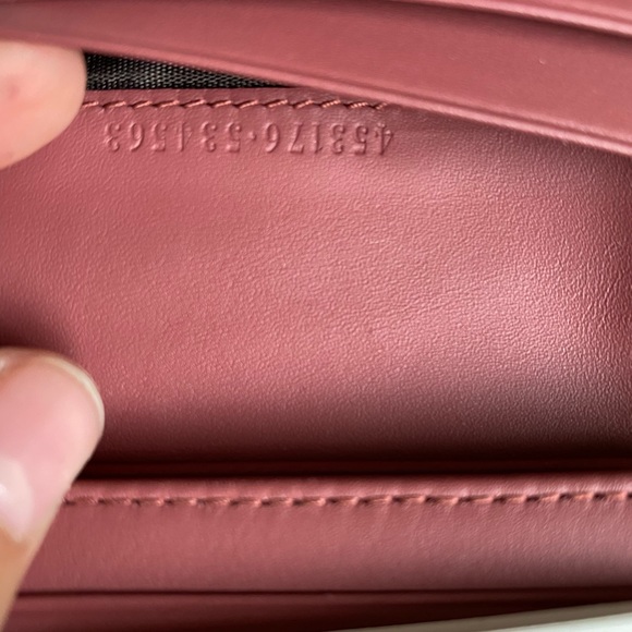 SOLD Gucci blooms Compact Wallet - Picture 6 of 16